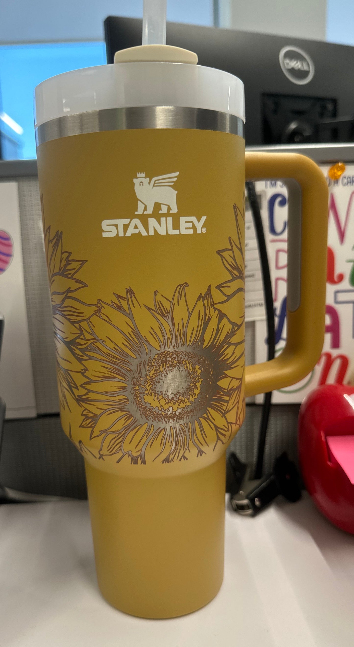 Sunflower Engraved Stanley Quencher H2.0 FlowState 40oz Yarrow