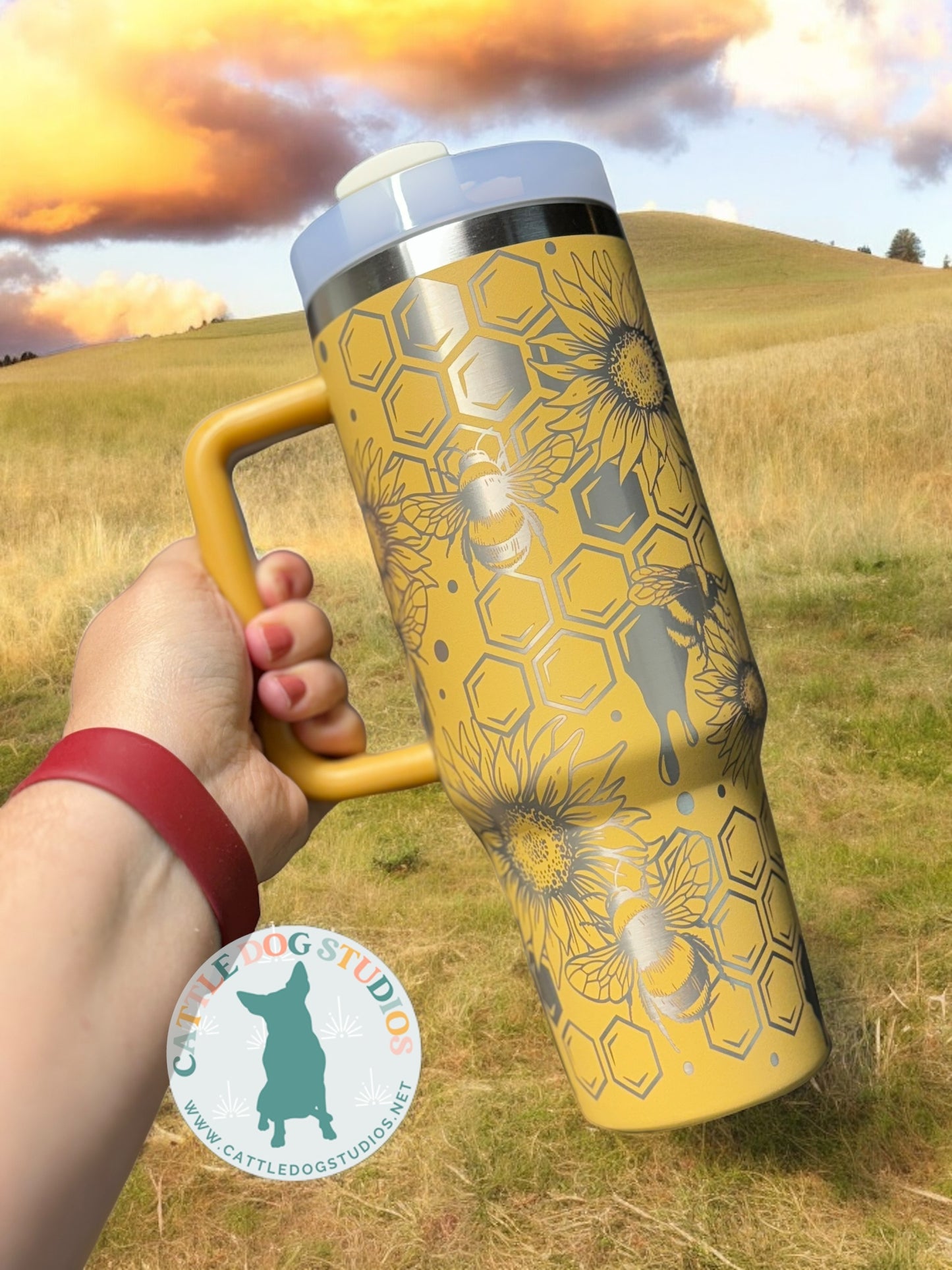 40oz Sunflowers and Honey Bees Tumbler